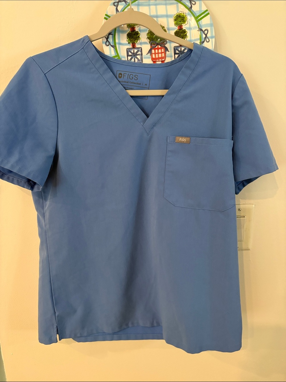 FIGS CATARINA CEIL BLUE SCRUB TOP